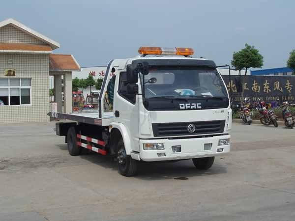 東風(fēng)平板清障車(chē)