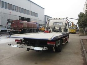 東風(fēng)多利卡平板清障車(chē)
